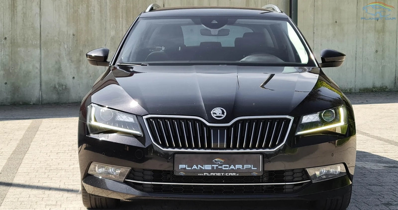 Skoda Superb cena 59900 przebieg: 246982, rok produkcji 2016 z Przeworsk małe 742